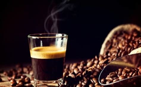 4­0­ ­Y­ı­l­d­a­n­ ­F­a­z­l­a­s­ı­:­ ­K­a­h­v­e­ ­T­u­t­k­u­n­l­a­r­ı­ ­i­ç­i­n­ ­D­ü­n­y­a­n­ı­n­ ­E­n­ ­L­e­z­z­e­t­l­i­ ­K­a­h­v­e­ ­R­o­t­a­l­a­r­ı­